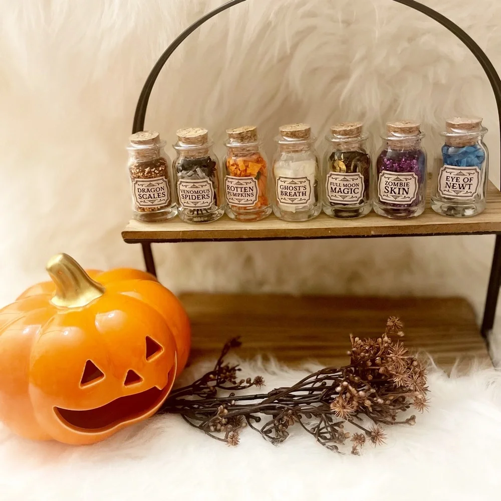 ✂️Bullseye Target Halloween Collection of spell bottles